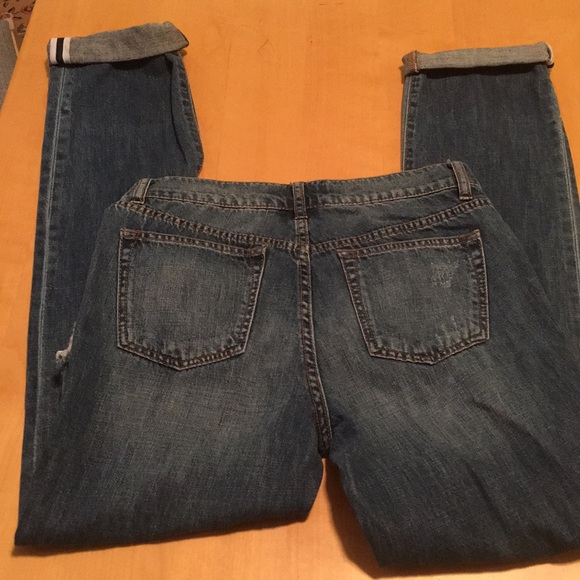 BCBG Ripped/LACE ankle jeans - Picture 5 of 5